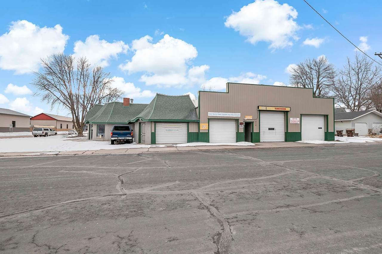 210 Railroad Street - Photo 1