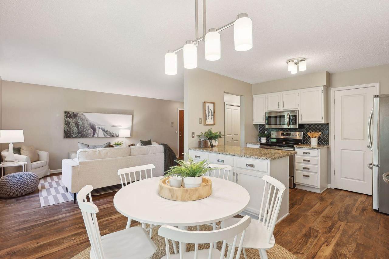 997 Heritage Court - Photo 1