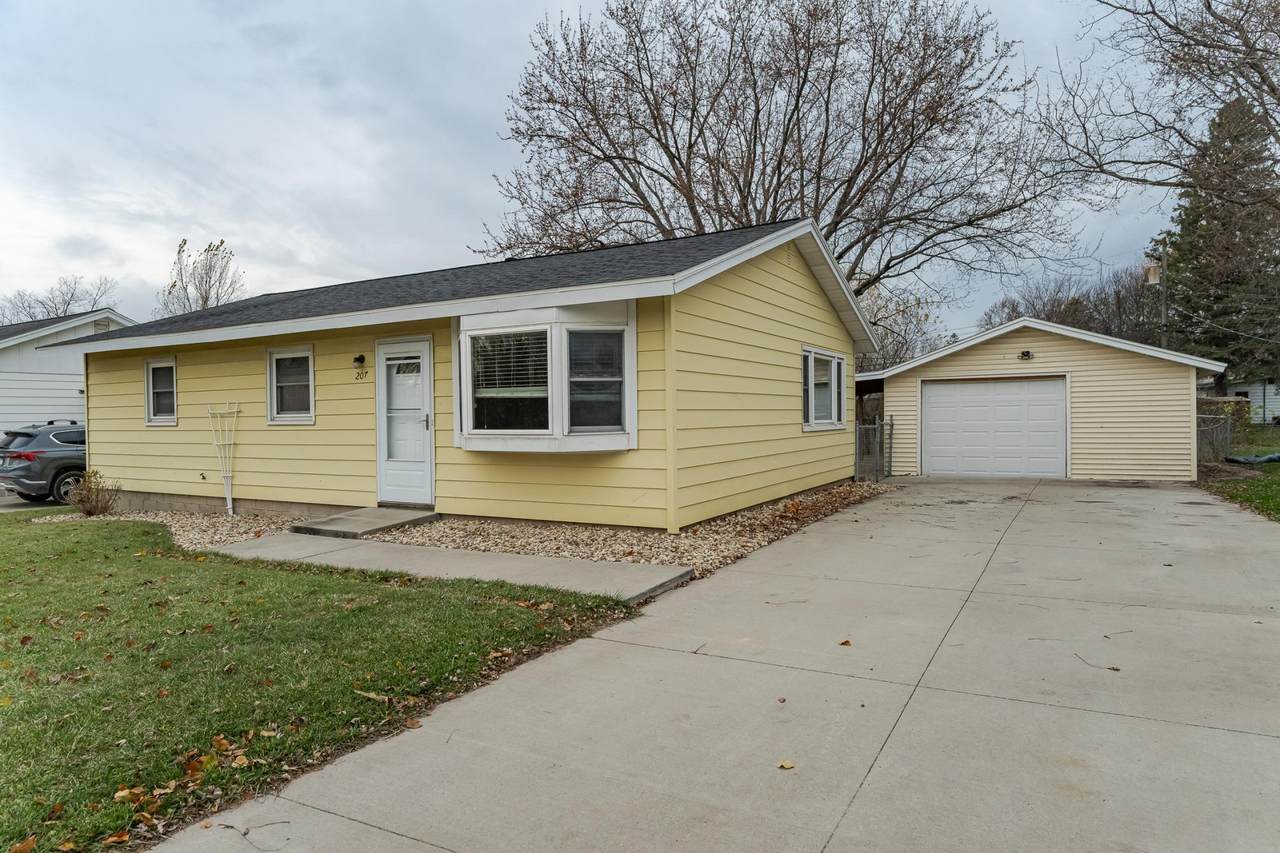 207 2nd Avenue - Photo 1