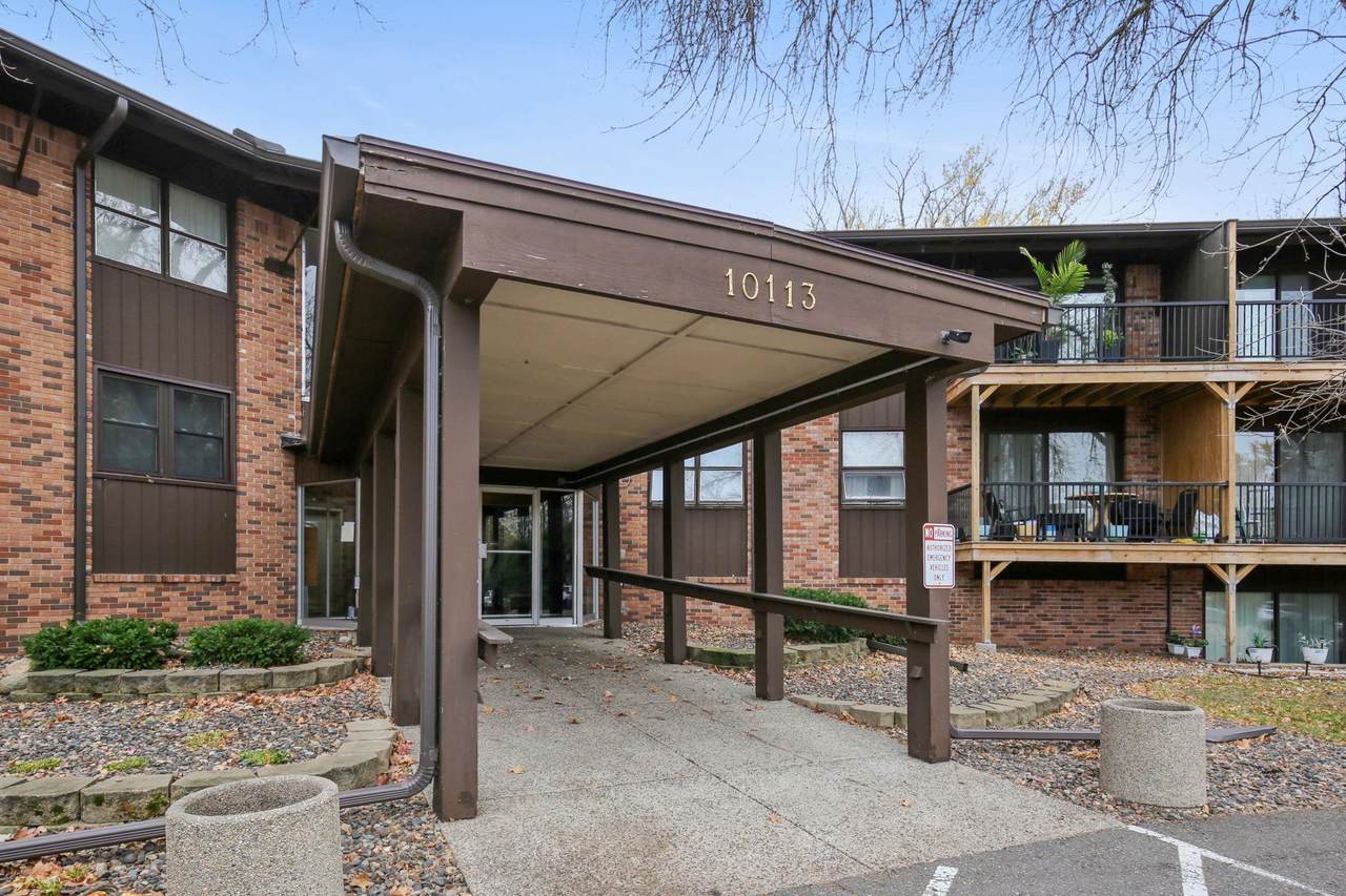 10113 34th Street - Photo 1