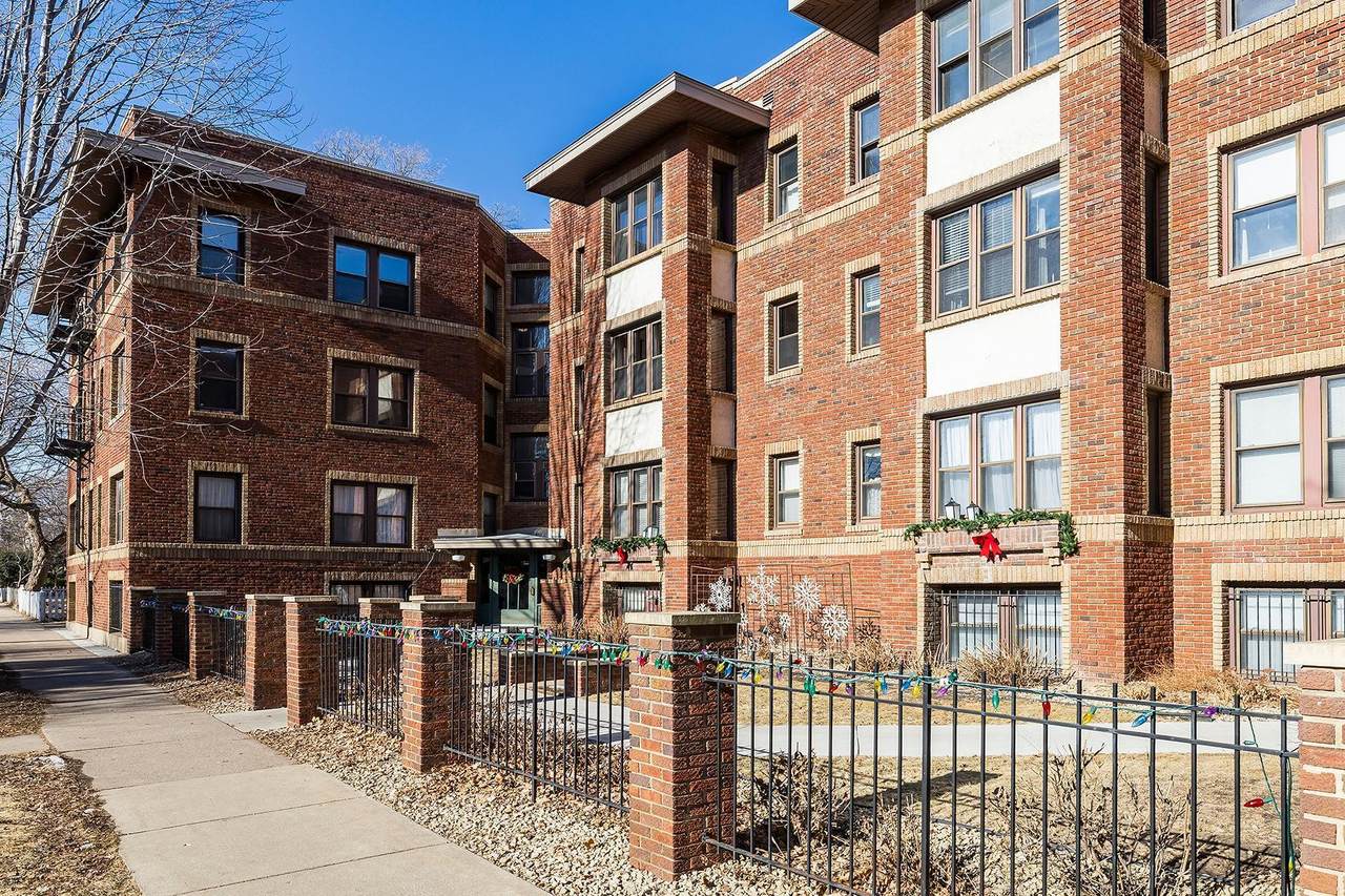 391 Laurel Avenue - Photo 1