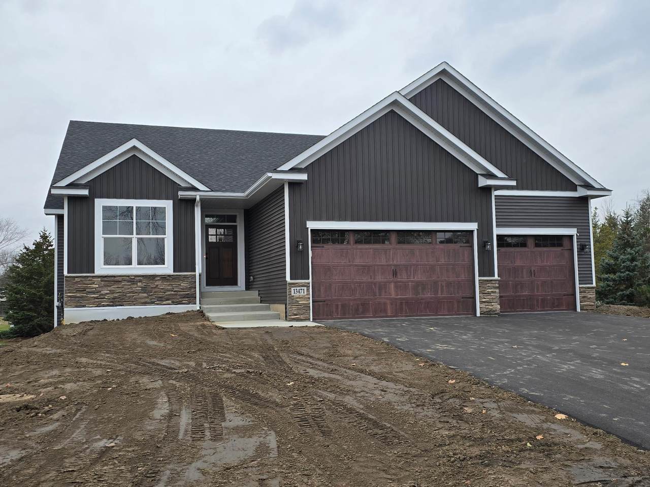 4849 Maple Street - Photo 1