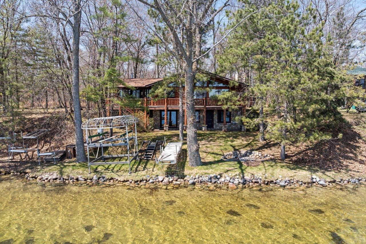 35416 Maroda Drive - Photo 1