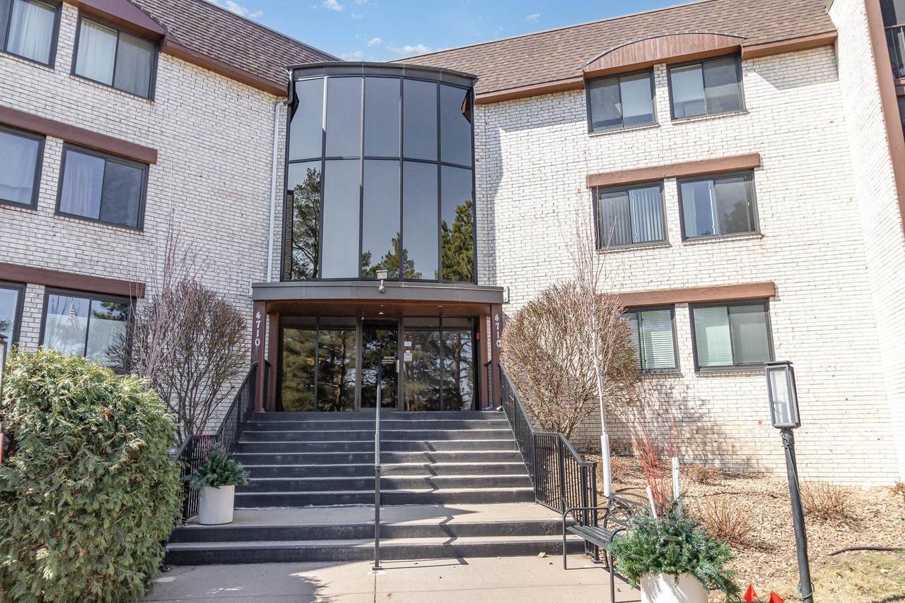 4710 58th Avenue - Photo 1