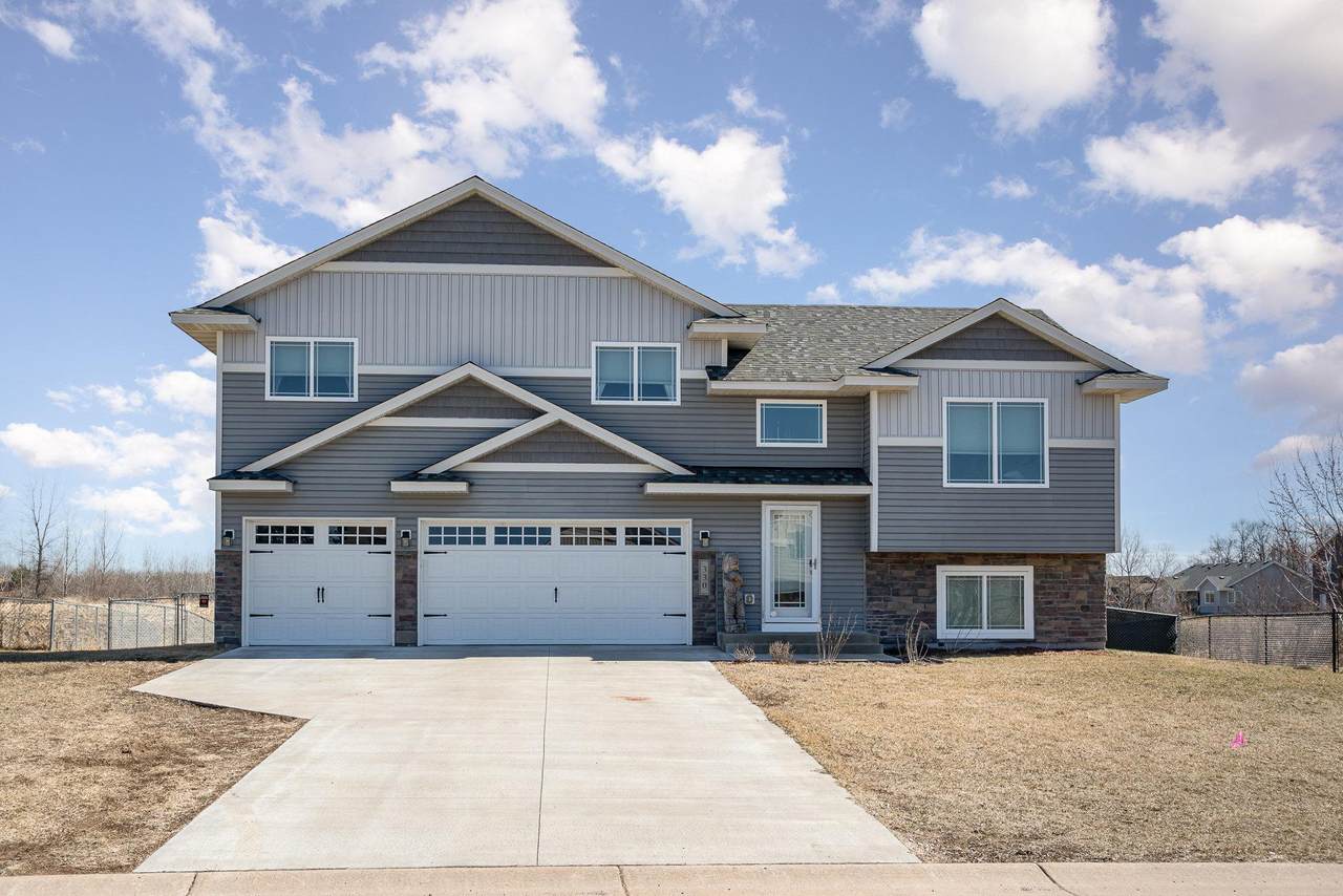 330 Benet Avenue - Photo 1