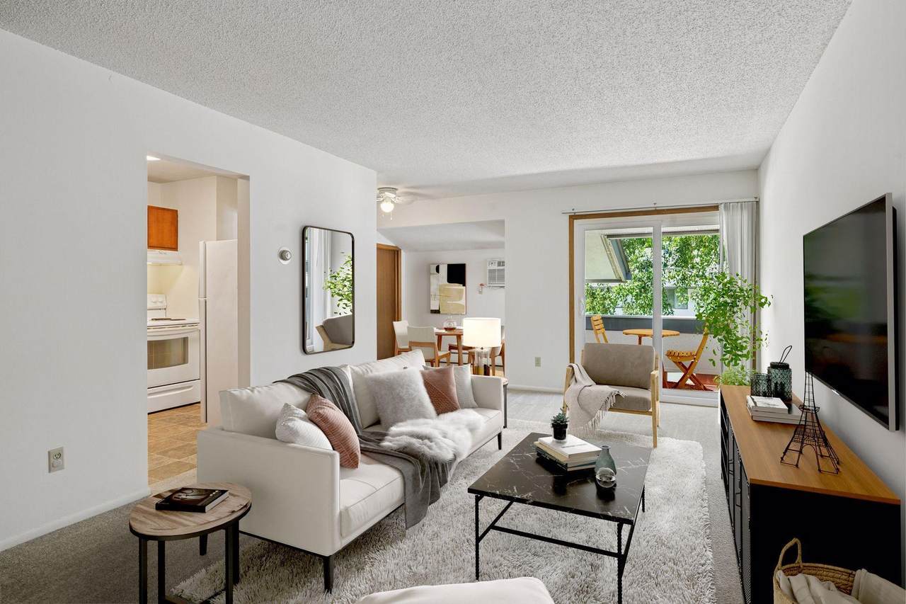 8212 Fremont Avenue - Photo 1