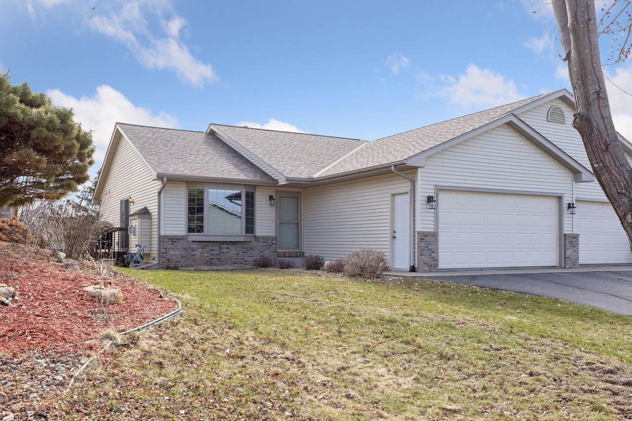 1211 Emily Circle - Photo 1