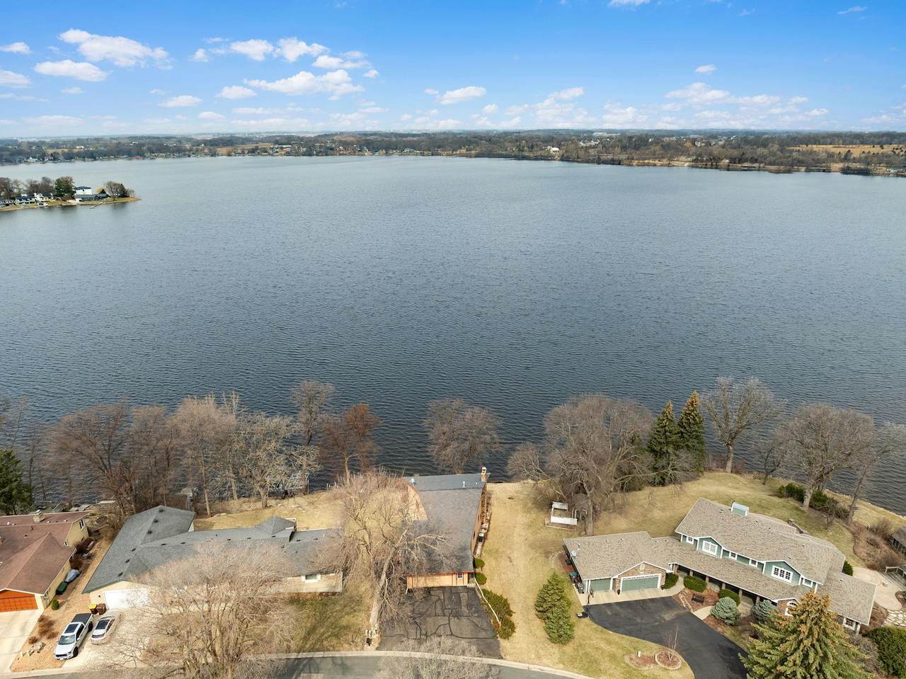 2680 Shore Drive - Photo 1