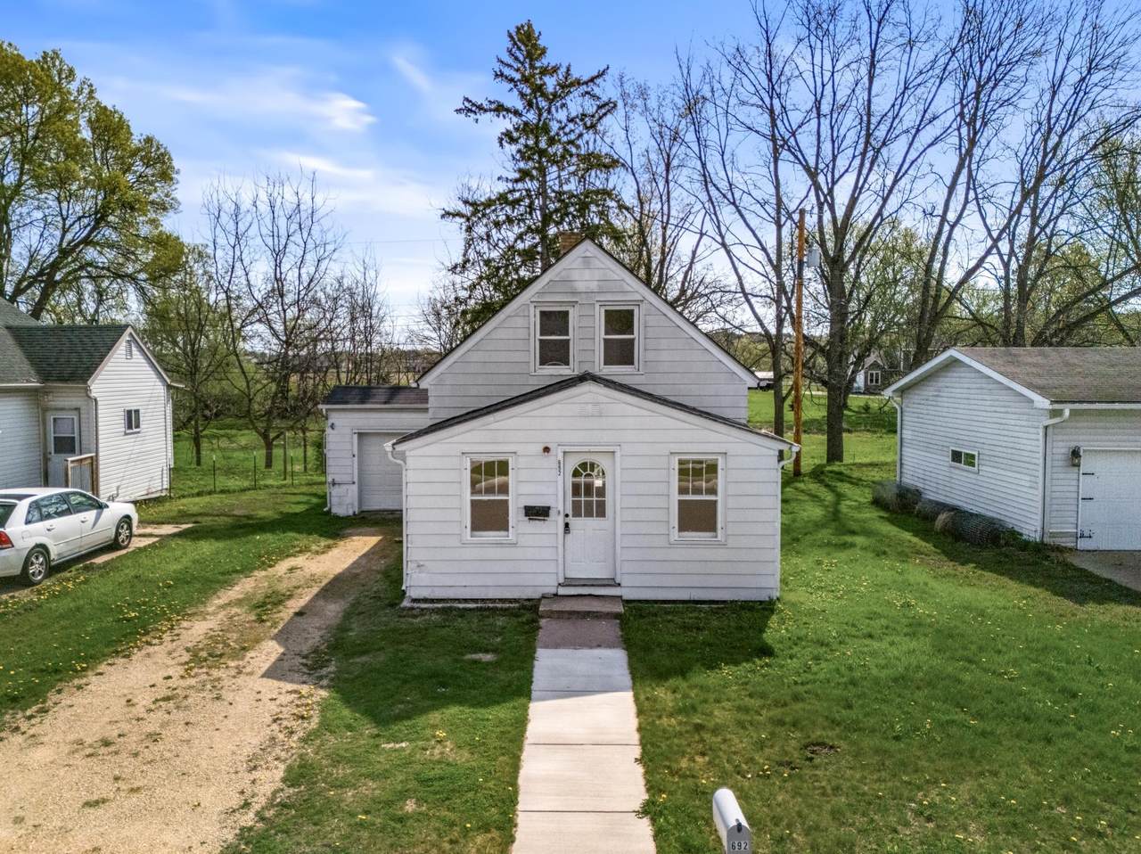 692 Eau Claire Street - Photo 1