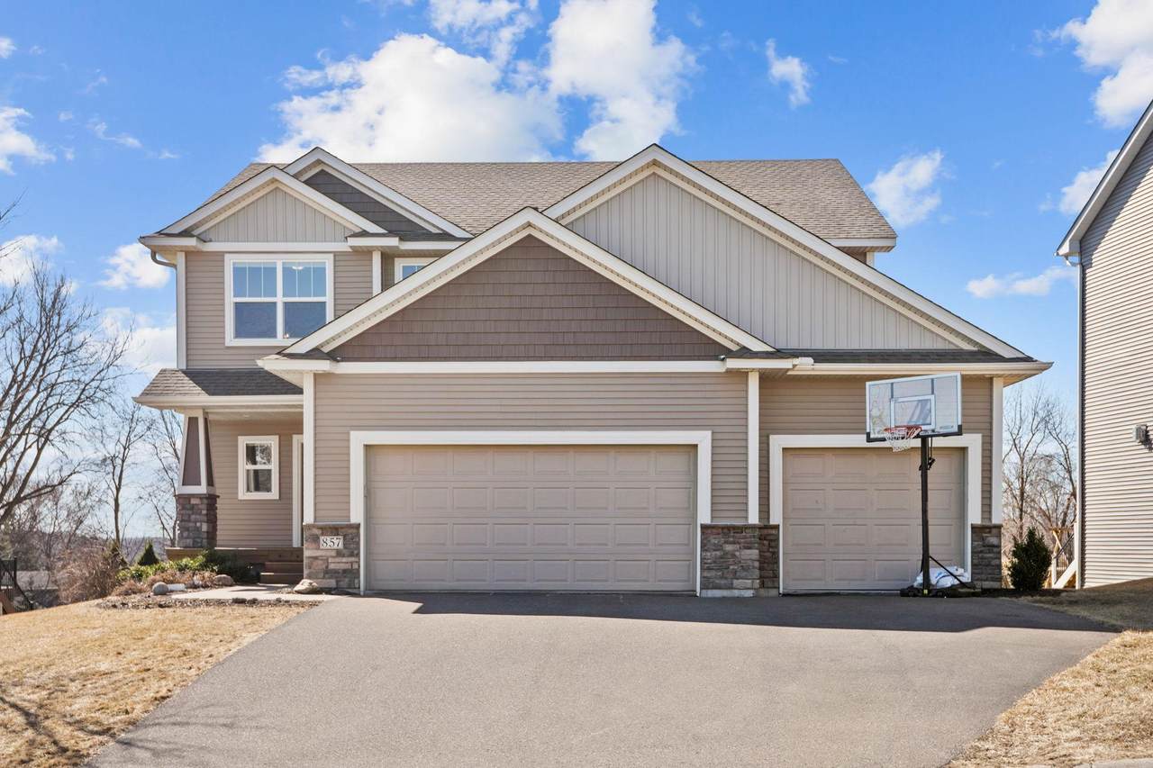 857 Oakmont Lane - Photo 1