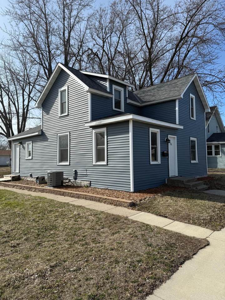 436 Adams Street - Photo 1