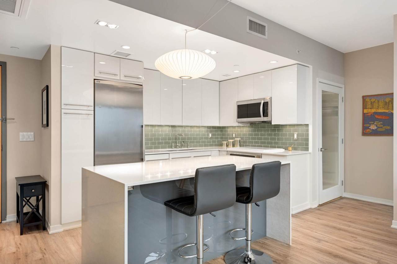 8151 33rd Avenue - Photo 1