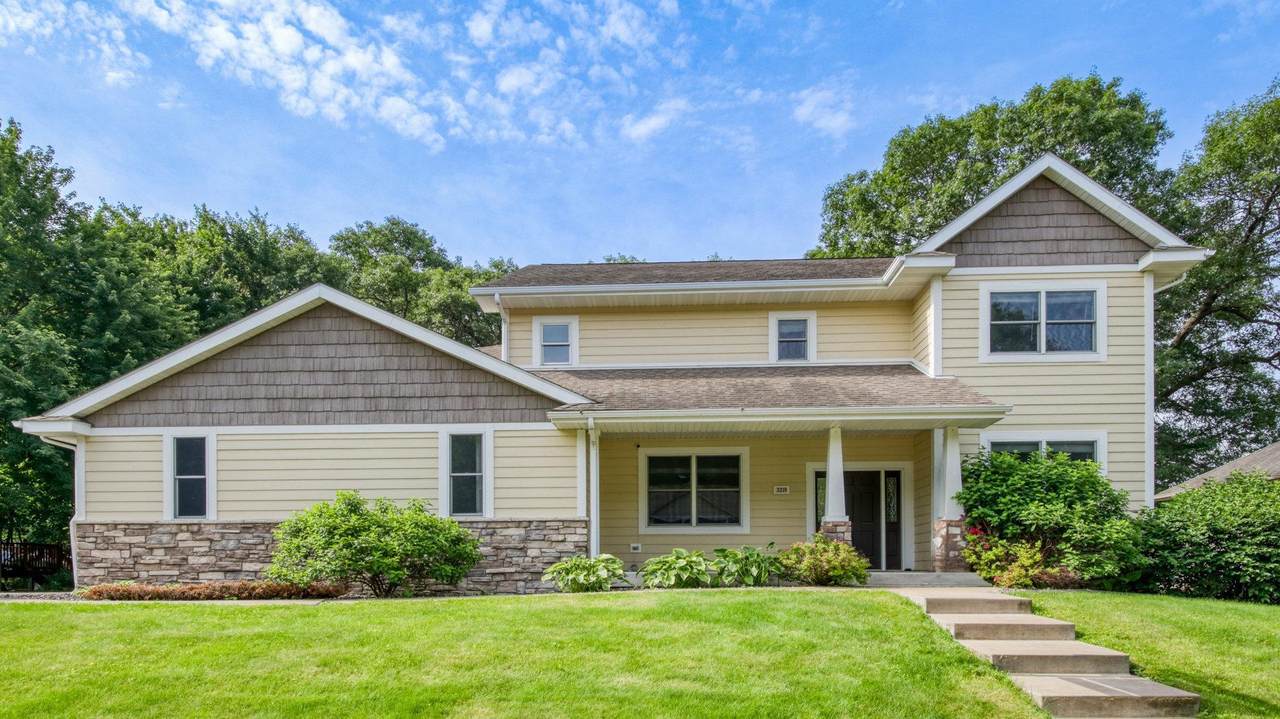 3219 Anric Drive - Photo 1