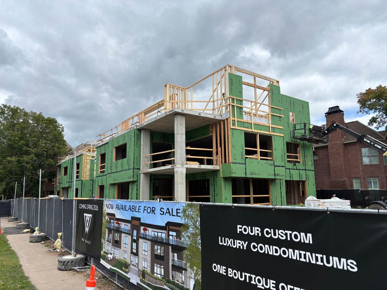 150 Broadway Avenue - Photo 1