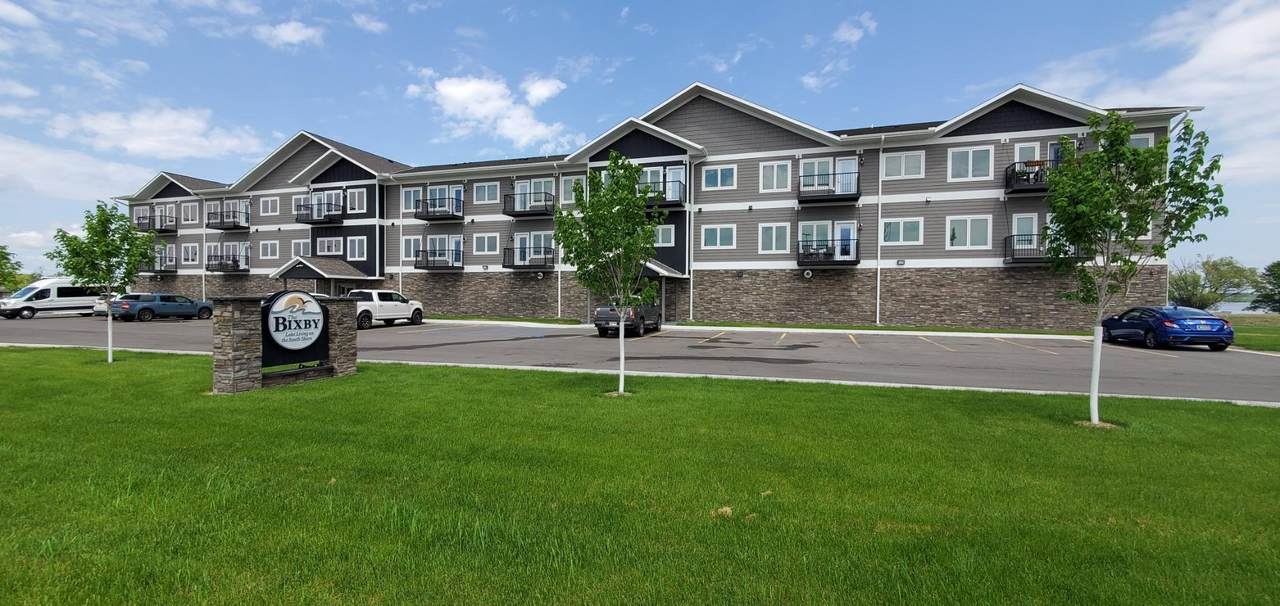 715 Lake Shore Drive - Photo 1