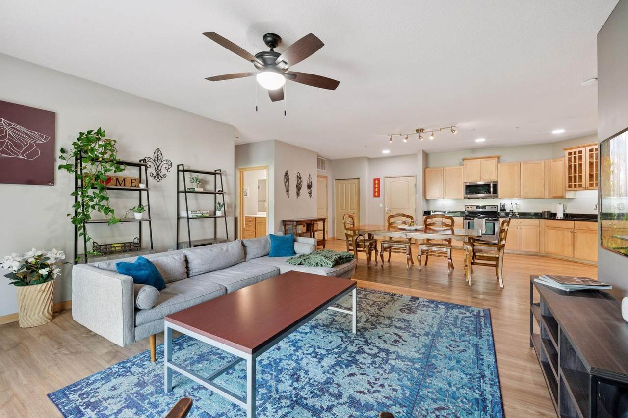 4132 Vernon Avenue - Photo 1