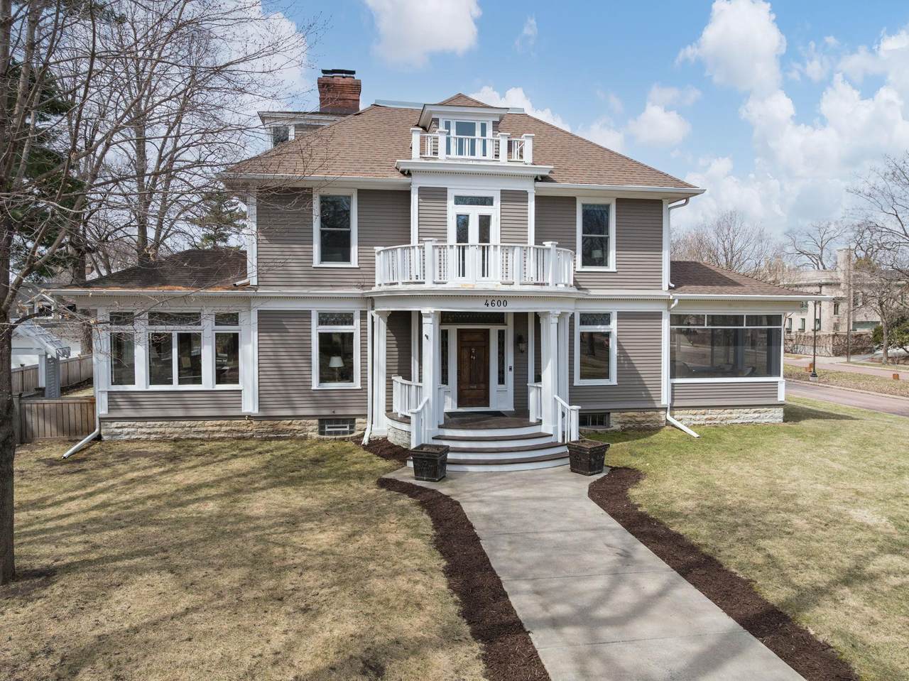 4600 Fremont Avenue - Photo 1