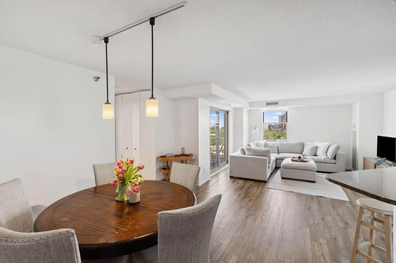 401 1st Street - Photo 1