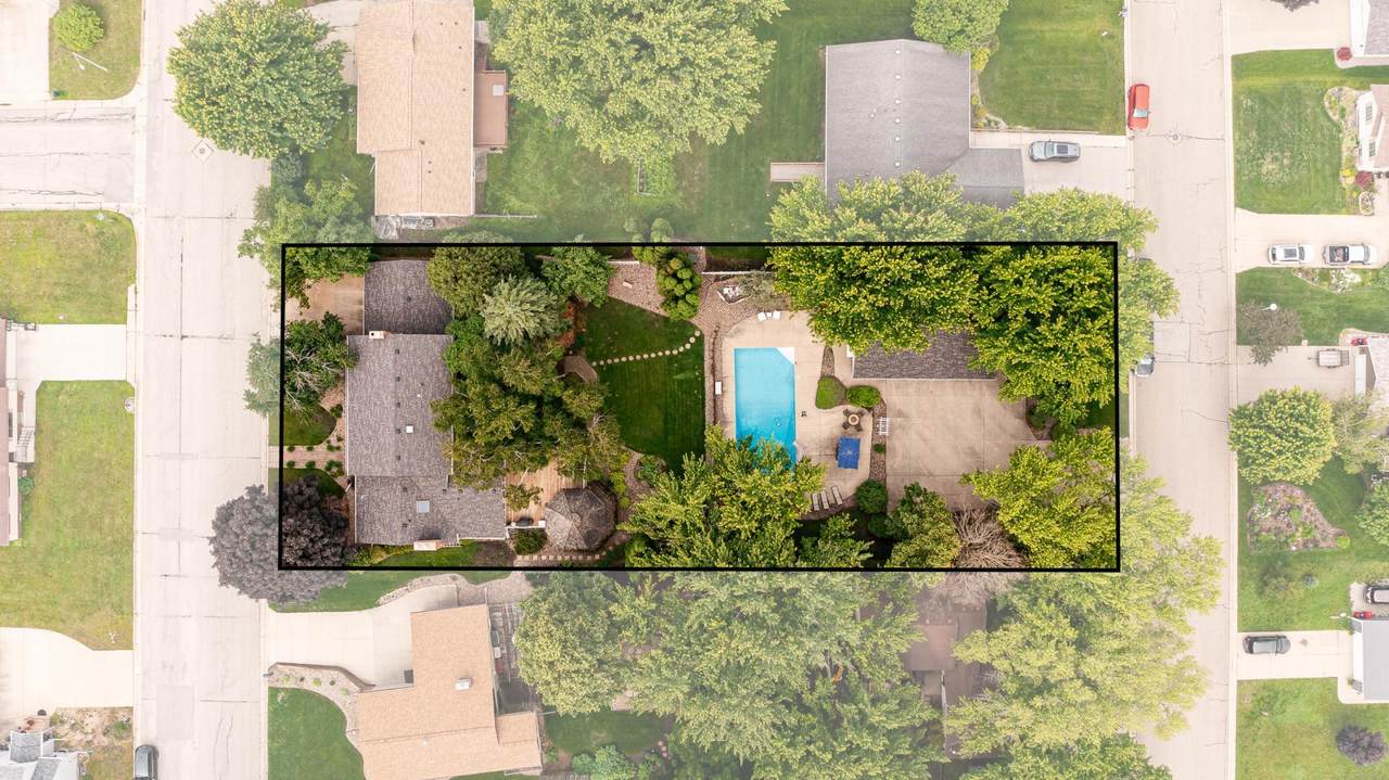 805 5th Street - Photo 1