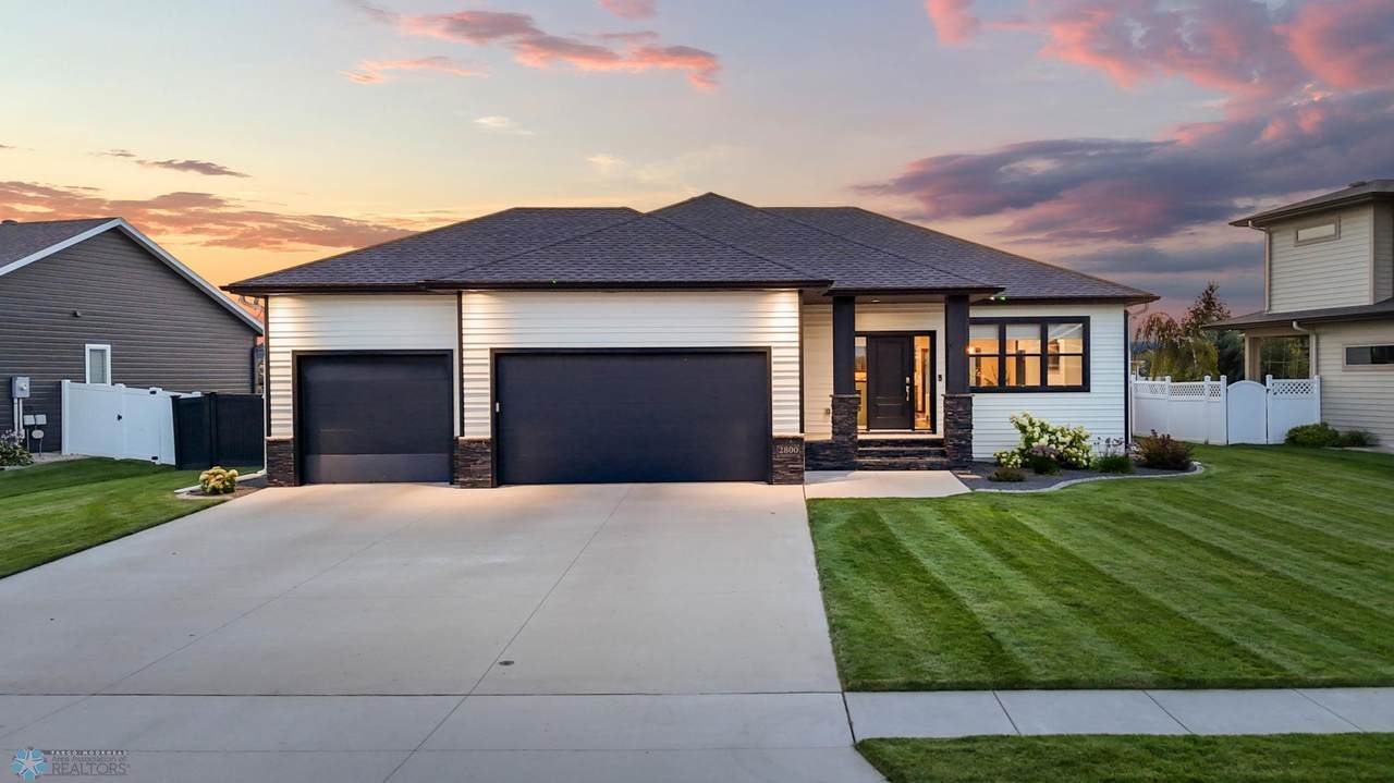 2800 Mcleod Drive - Photo 1