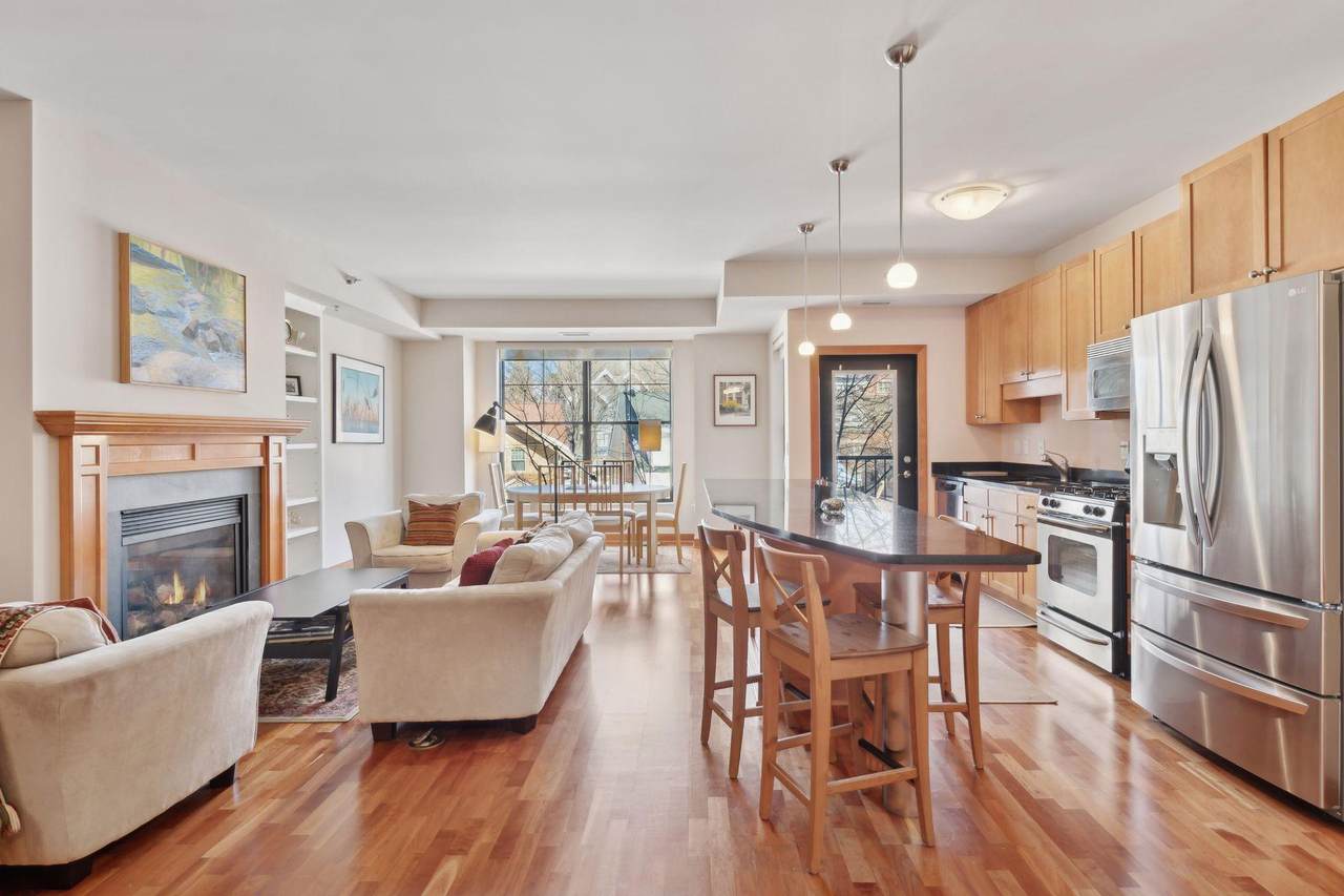 317 Groveland Avenue - Photo 1