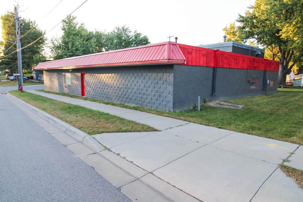 641 Forest Avenue - Photo 1