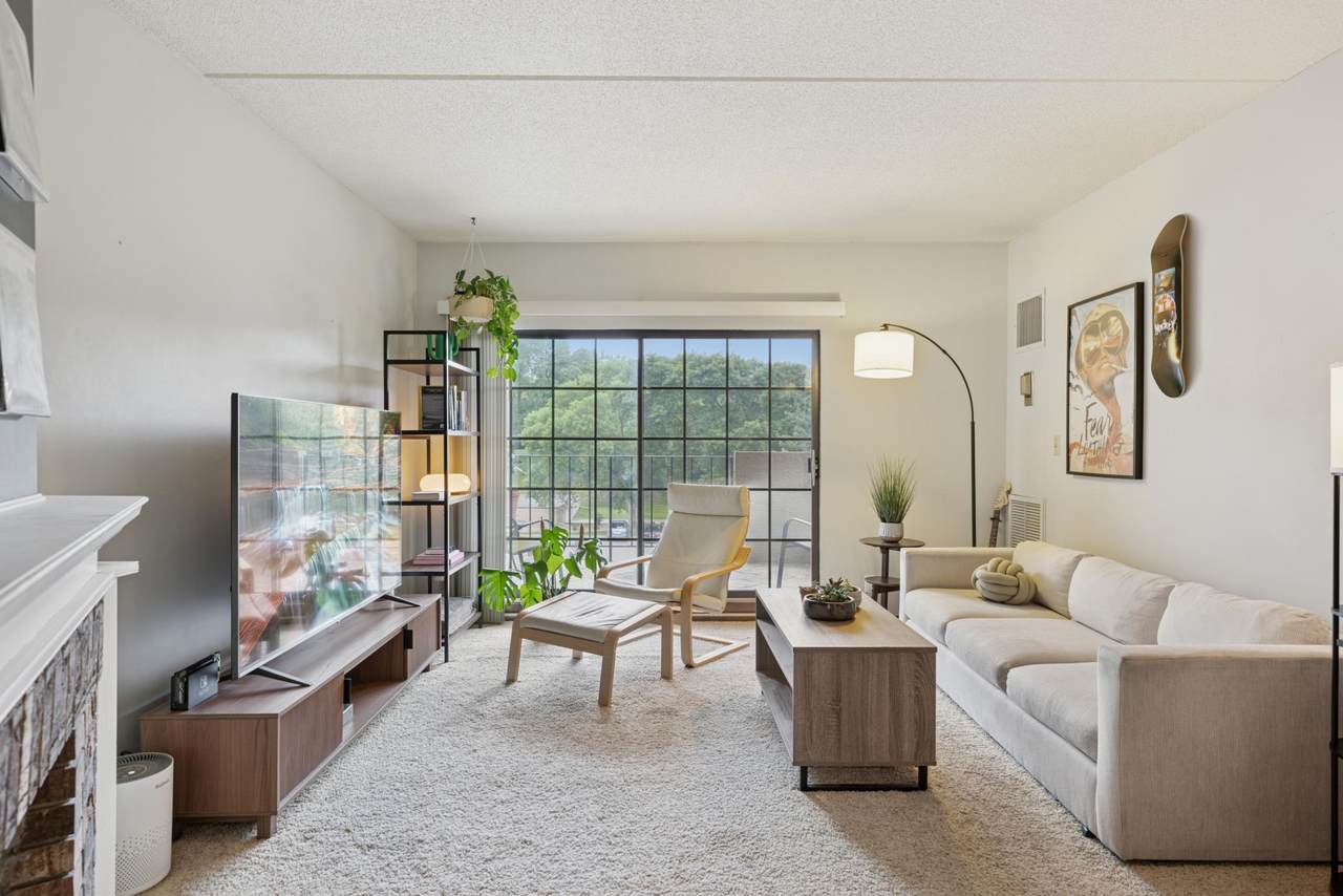 6710 Vernon Avenue - Photo 1