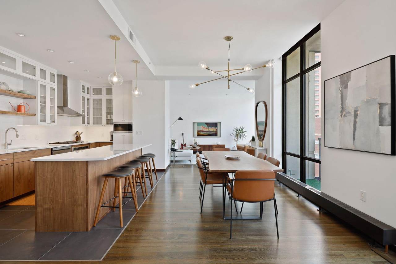 201 11th Street - Photo 1