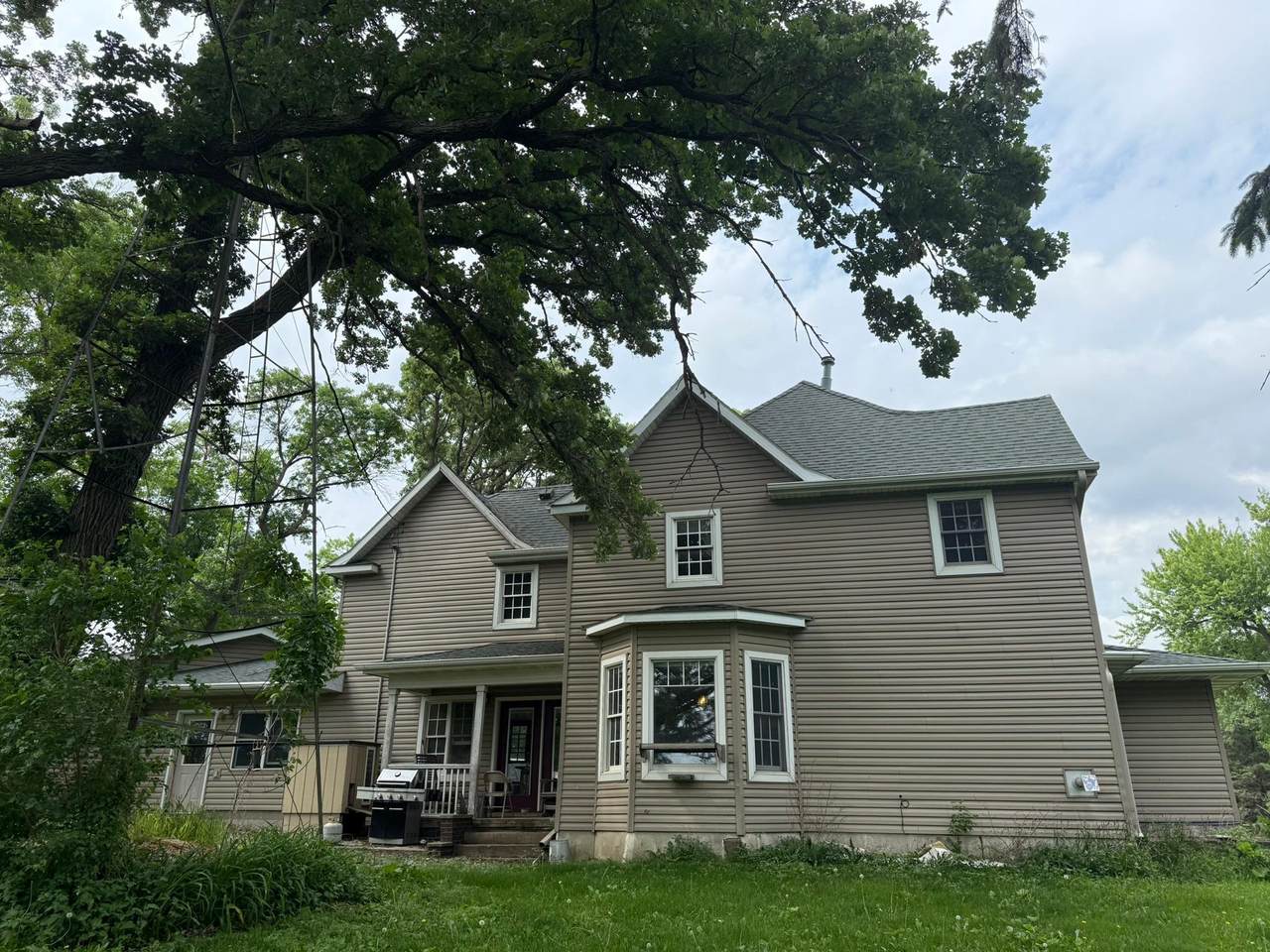 8113 158th Street - Photo 1