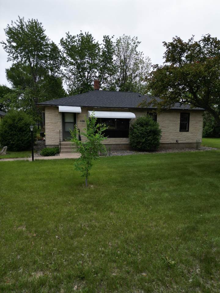 106 Oak Avenue - Photo 1