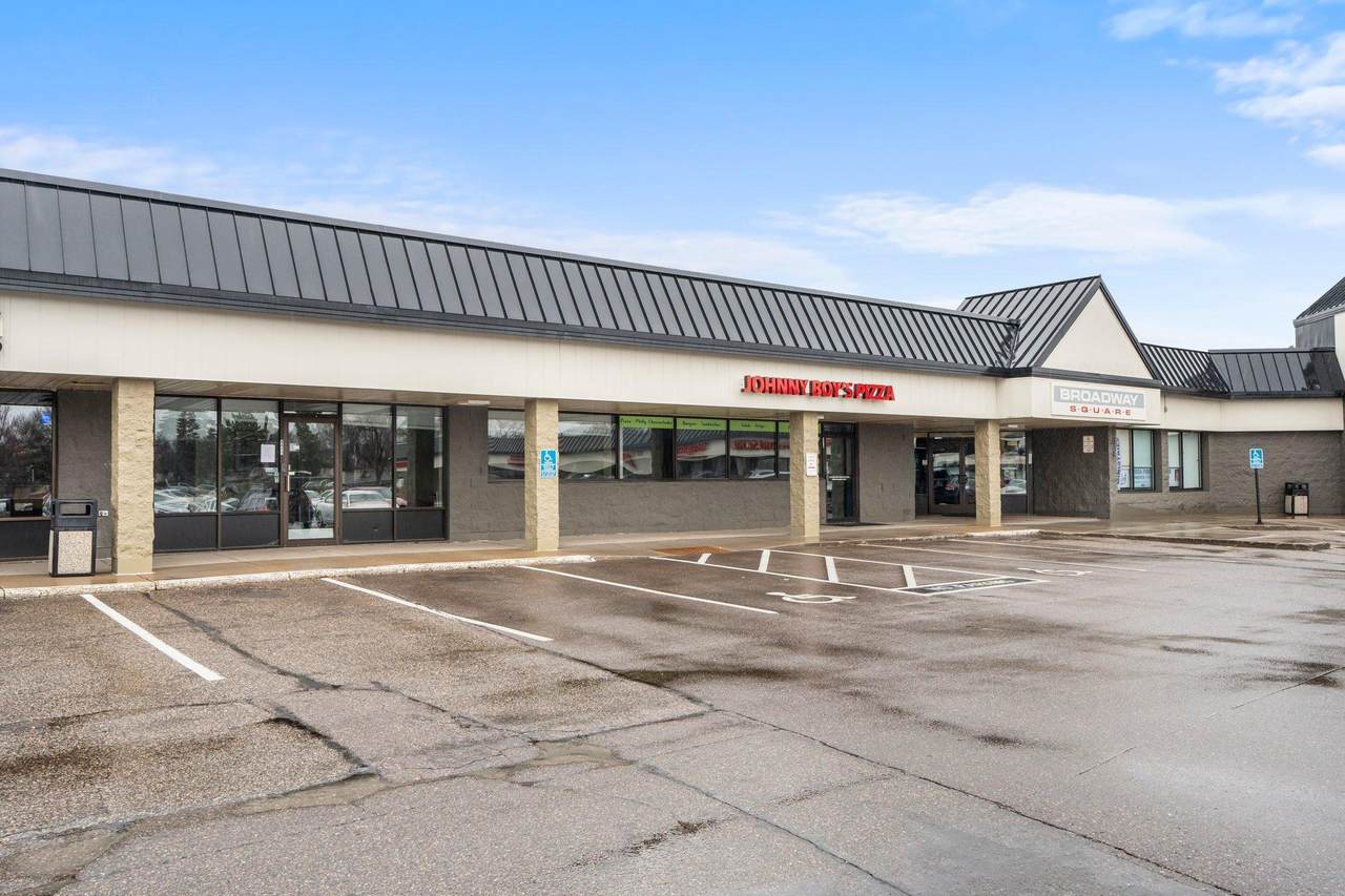 8401 Broadway Avenue - Photo 1