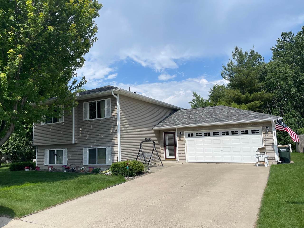 630 Meadowlark Lane - Photo 1