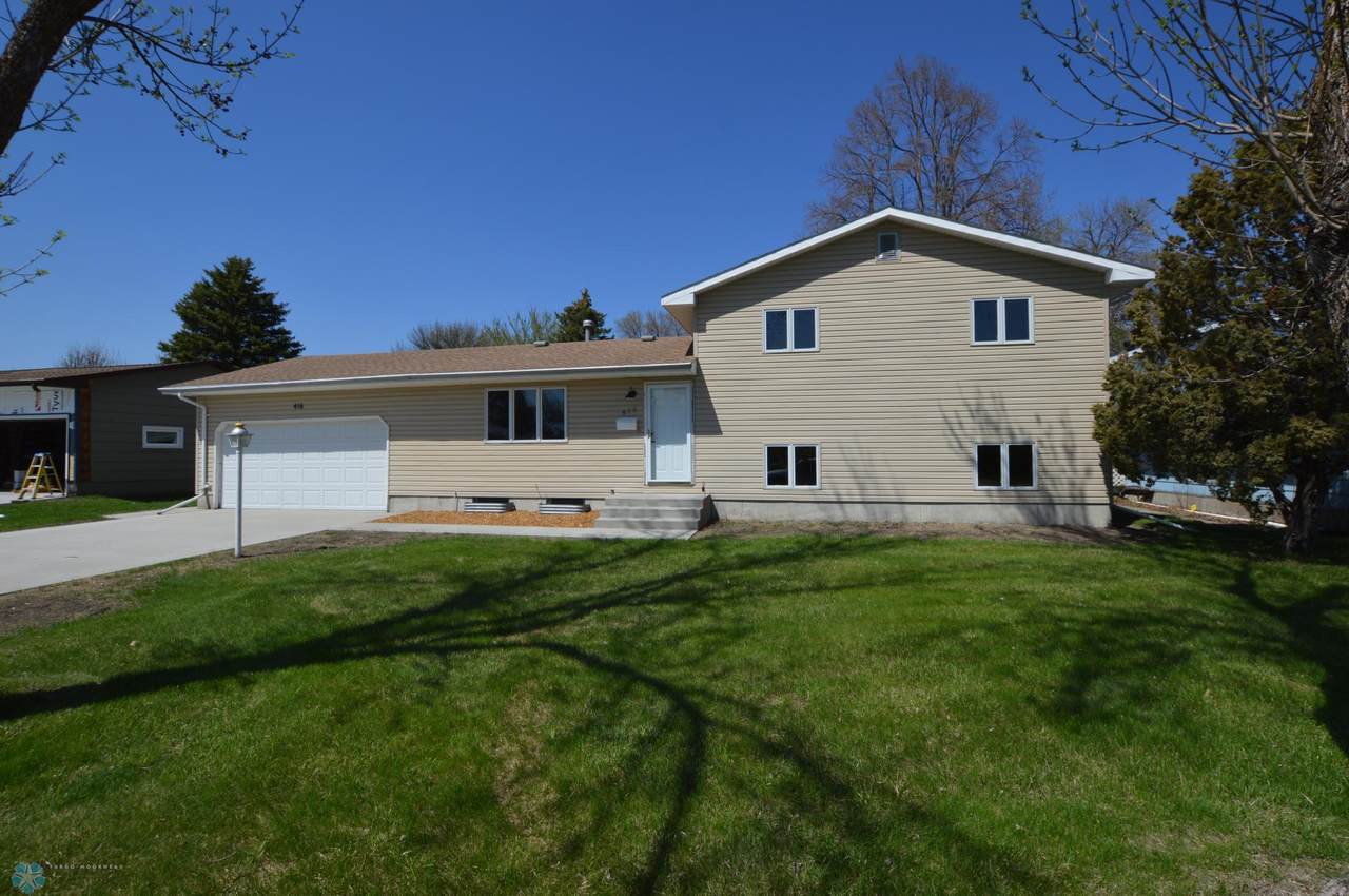 418 17th Avenue - Photo 1