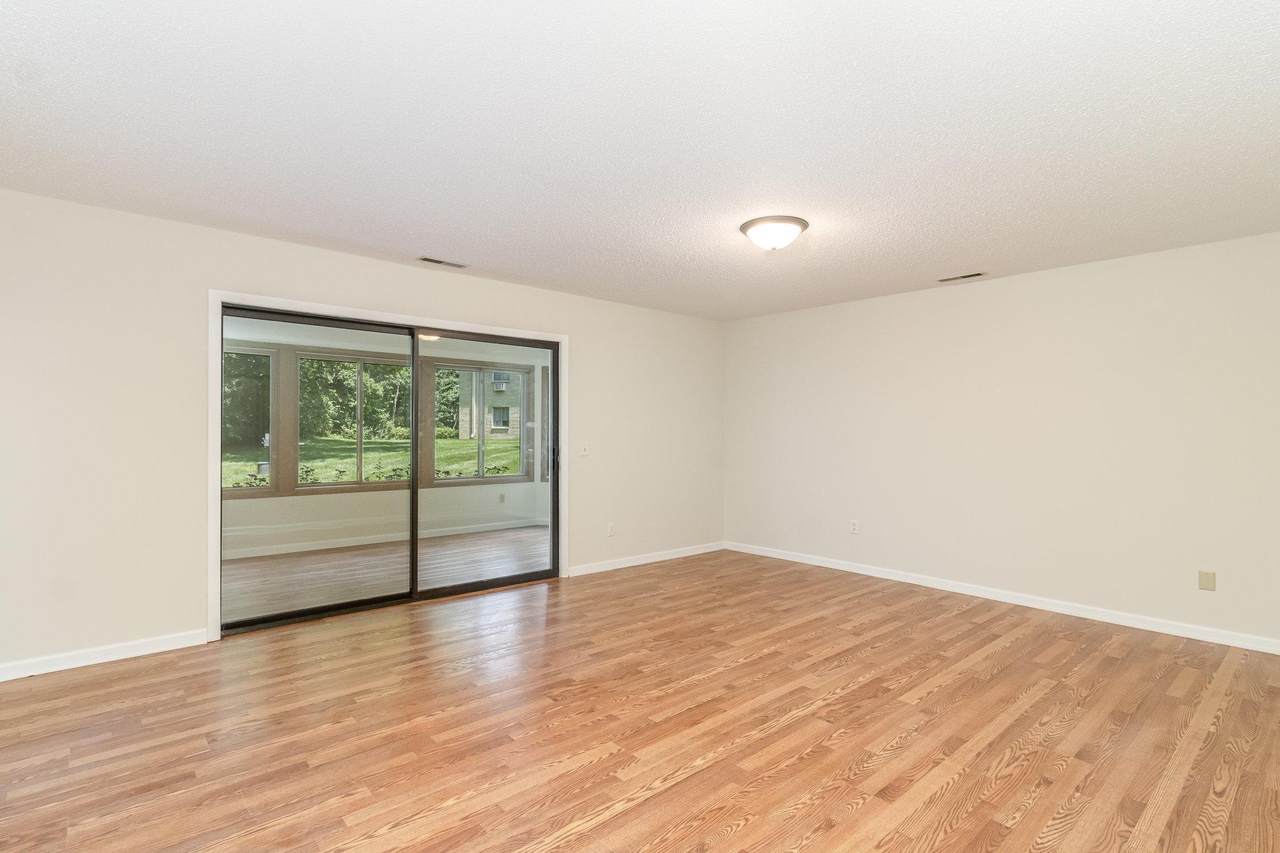 111 Imperial Drive - Photo 1