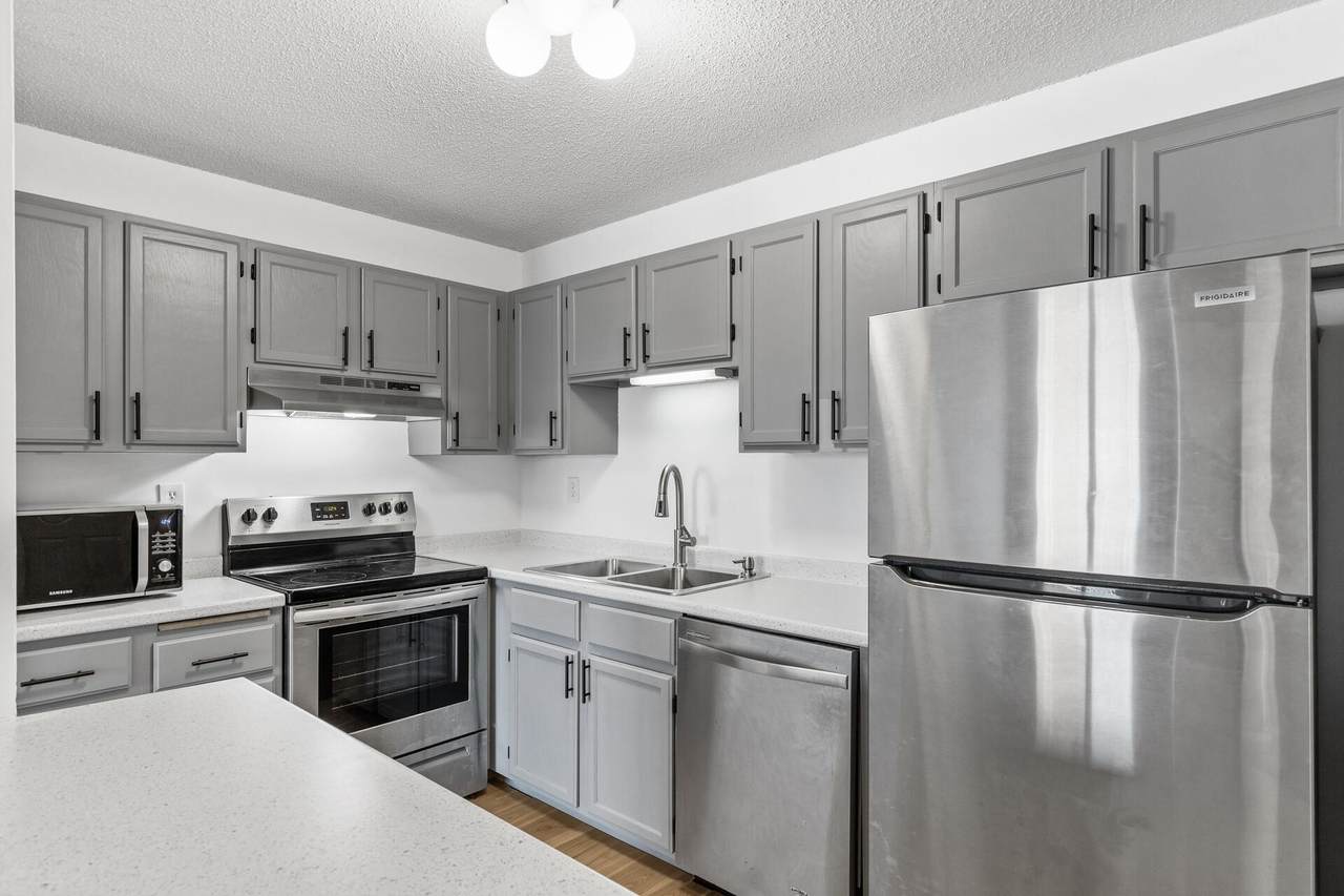 66 9th Street - Photo 1