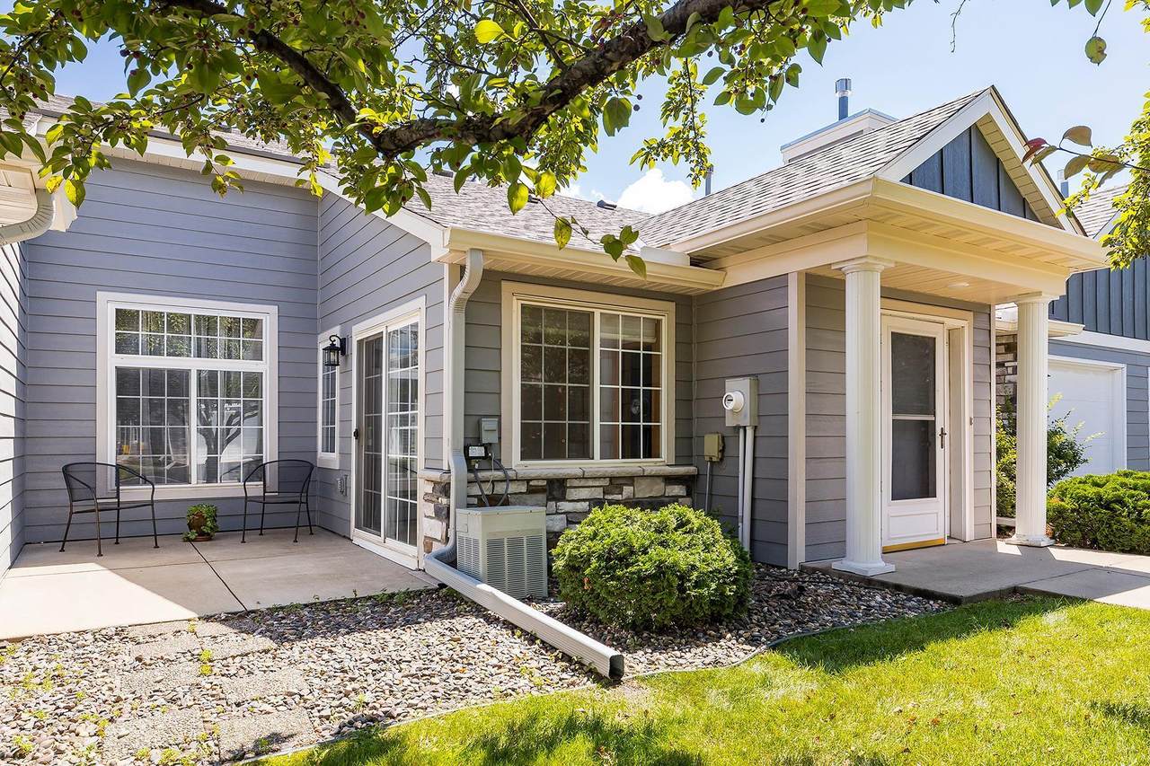 9726 Moonbeam Lane - Photo 1