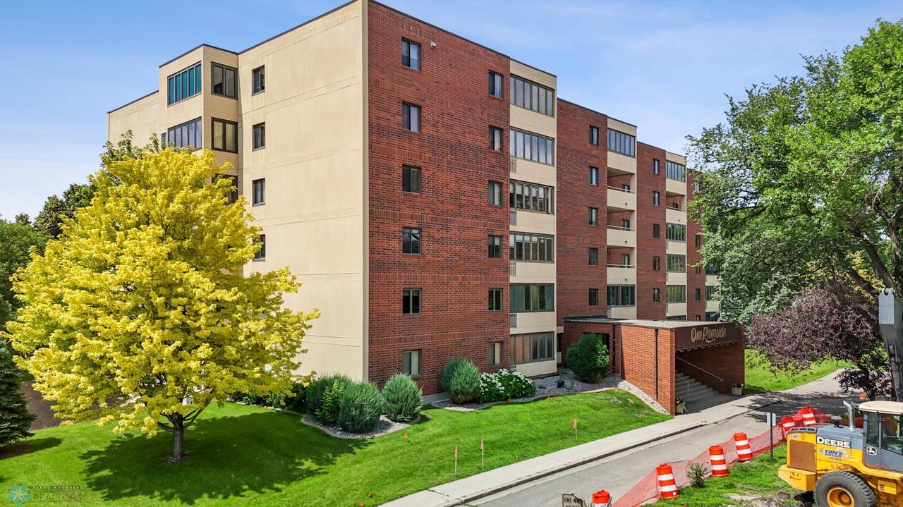 105 3rd Street - Photo 1