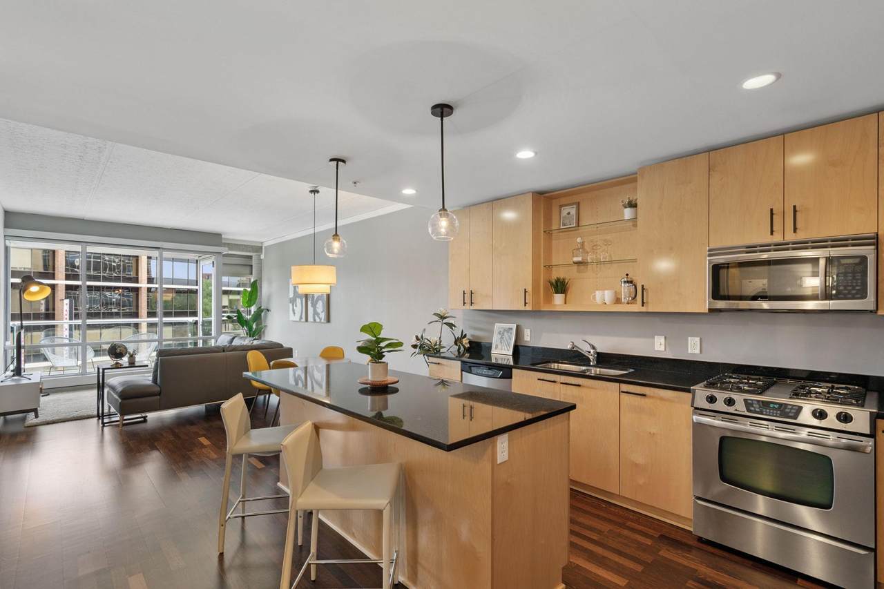 45 University Avenue - Photo 1