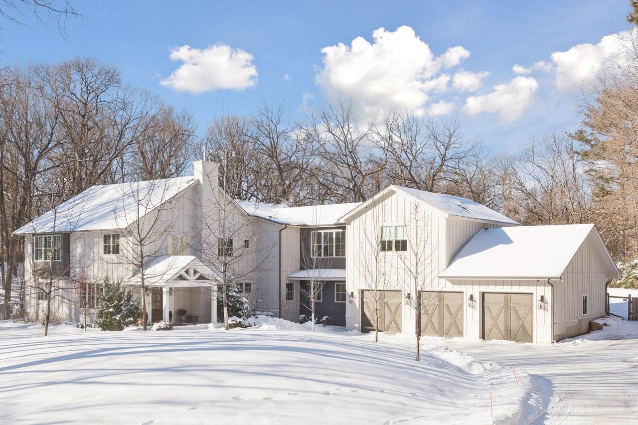 19020 Minnetonka Boulevard - Photo 1