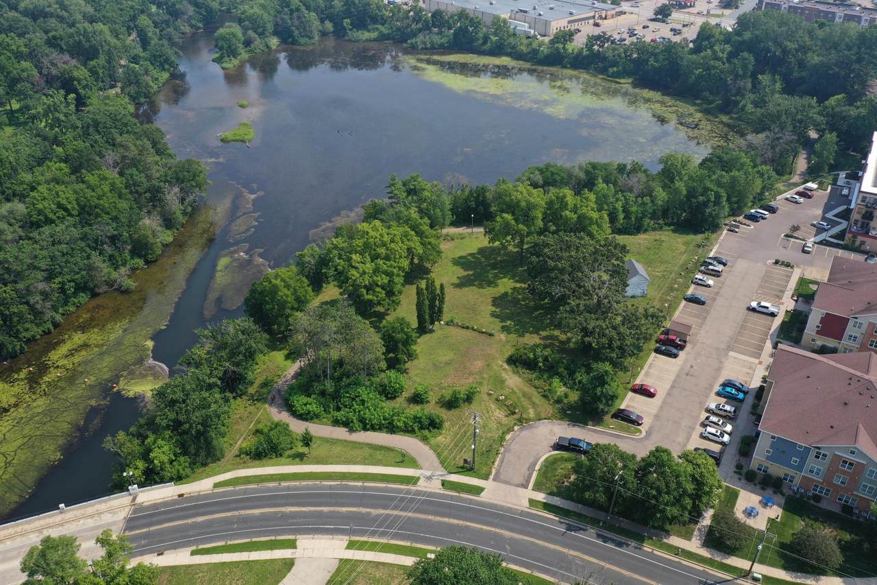 404 Winter Street - Photo 1