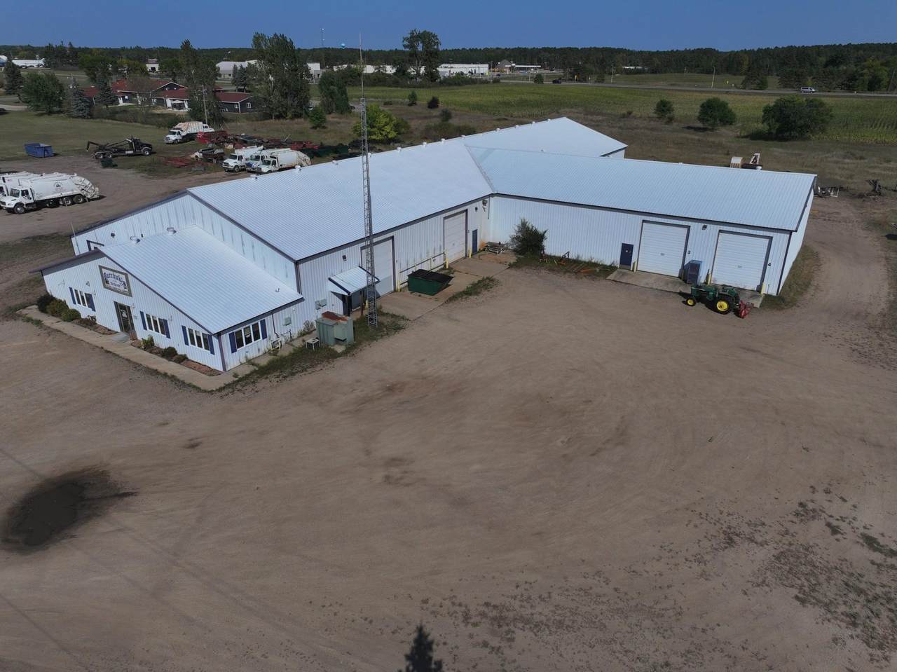 1608 Industry Avenue - Photo 1