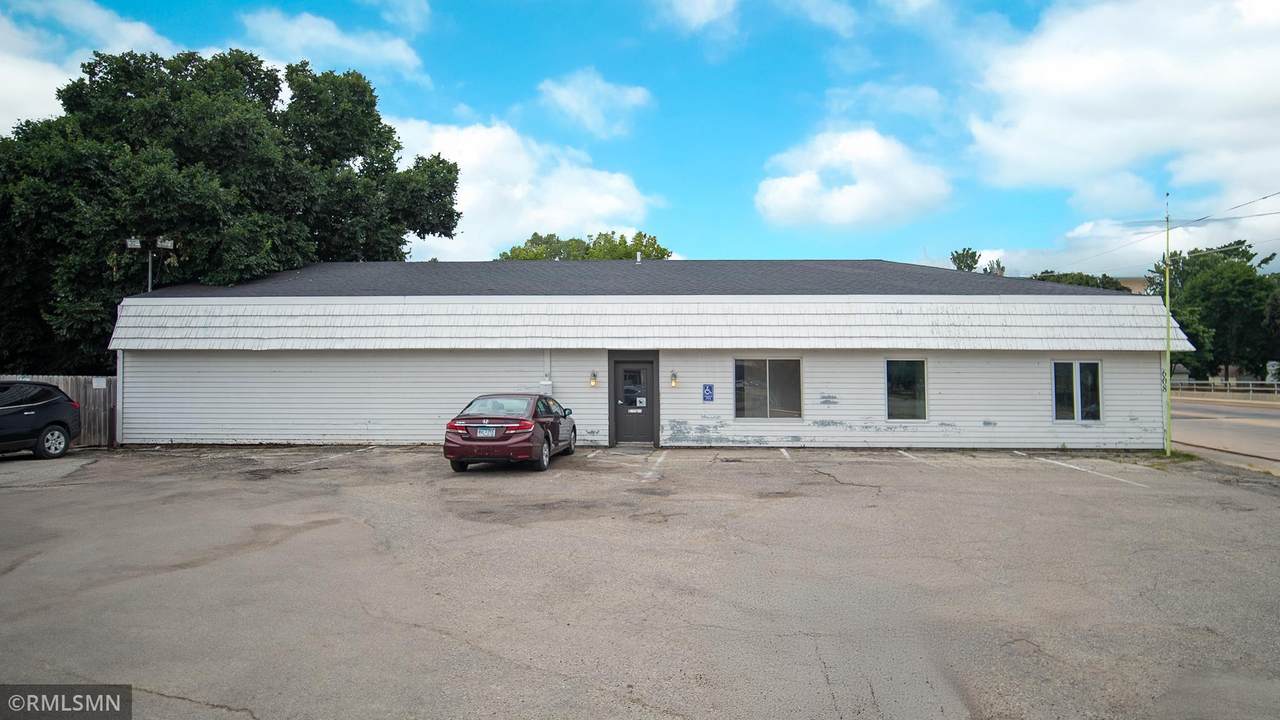 608 7th Street - Photo 1