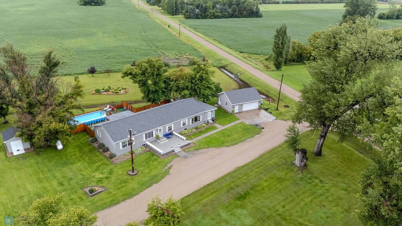 219 4th St - Photo 1