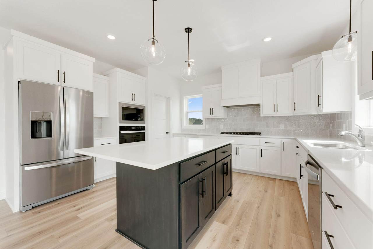 15068 Ardmullivan Lane - Photo 1