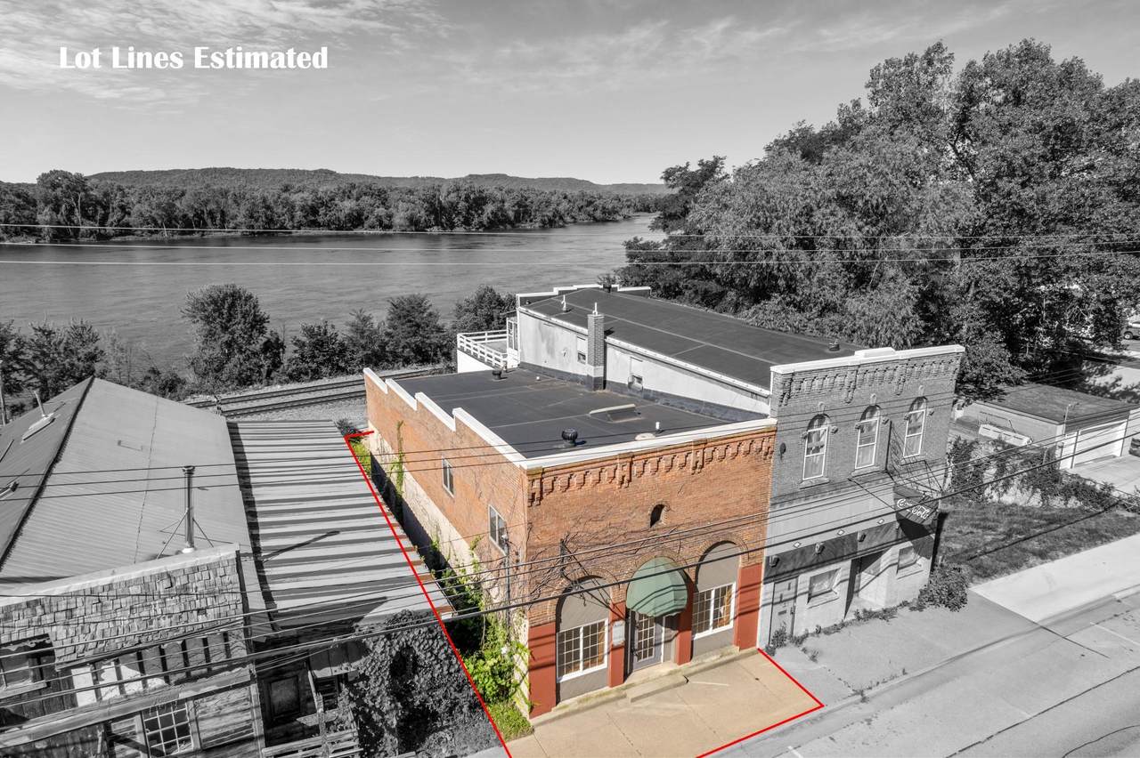 121 Main Street - Photo 1