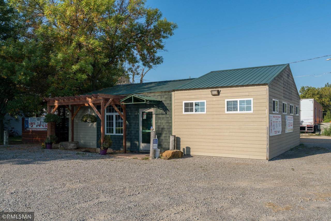 204 1st Avenue - Photo 1