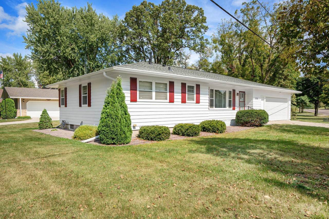 808 Cherry Street - Photo 1