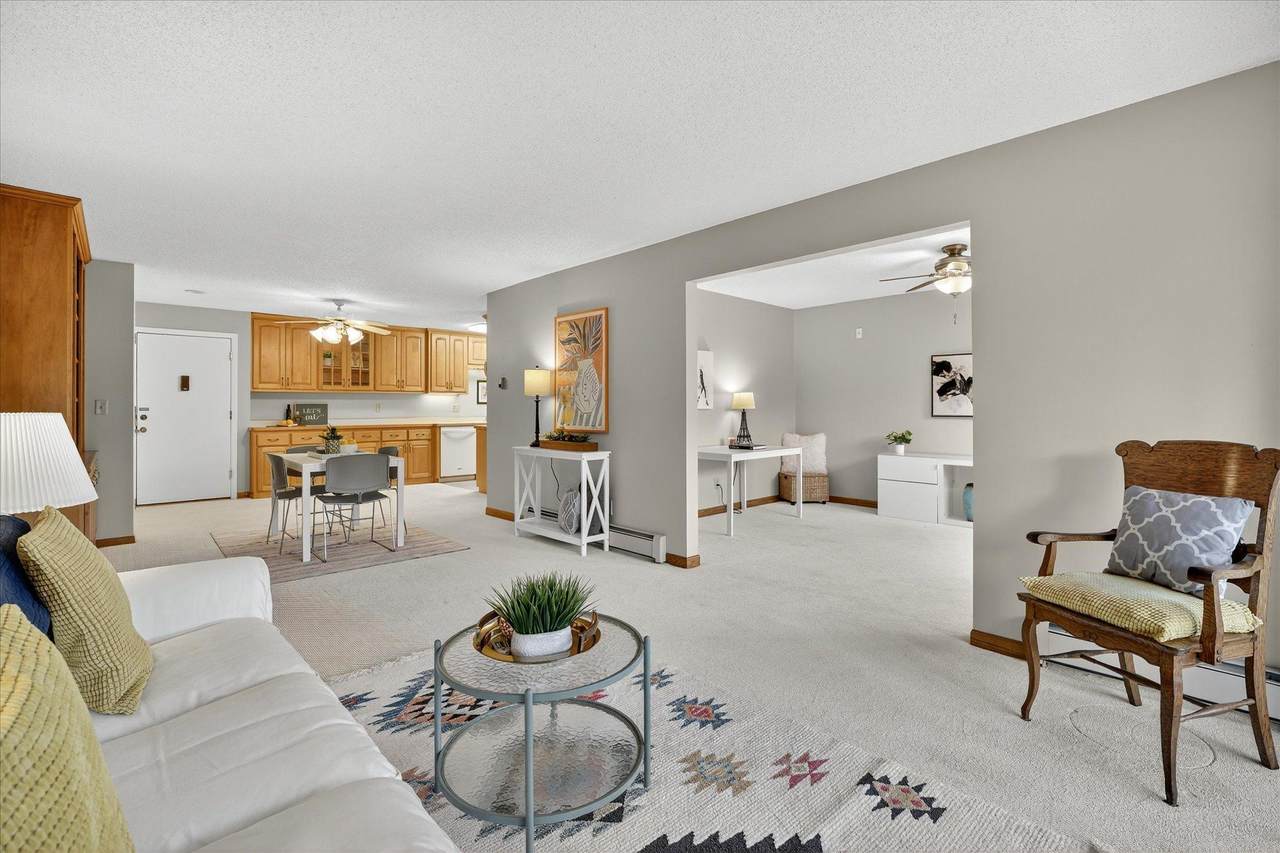 2720 Dale Street - Photo 1