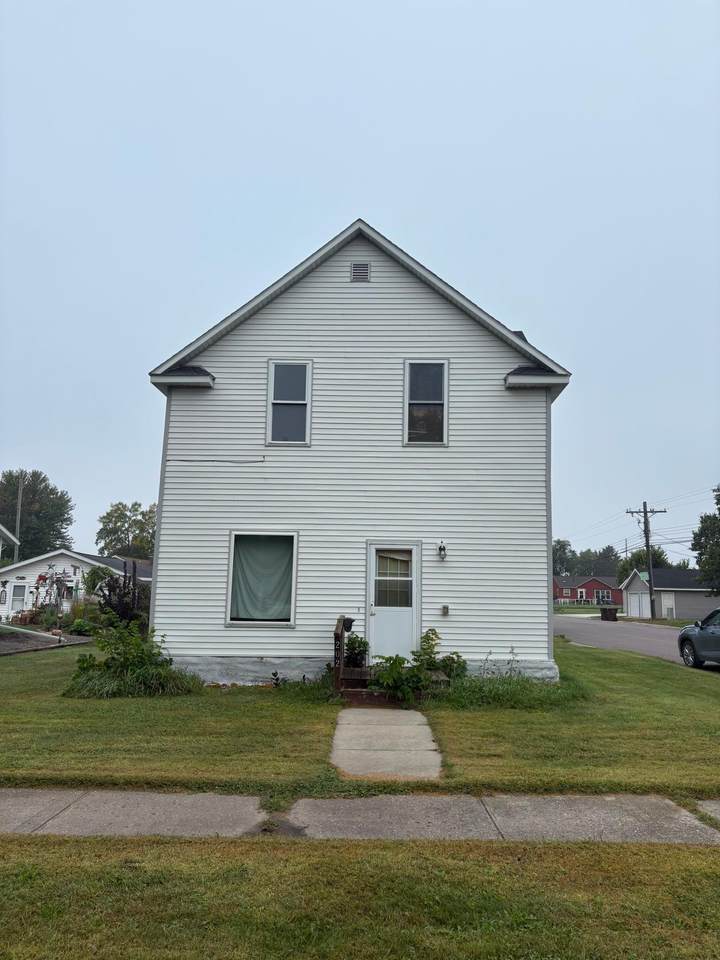 202 17th Street - Photo 1