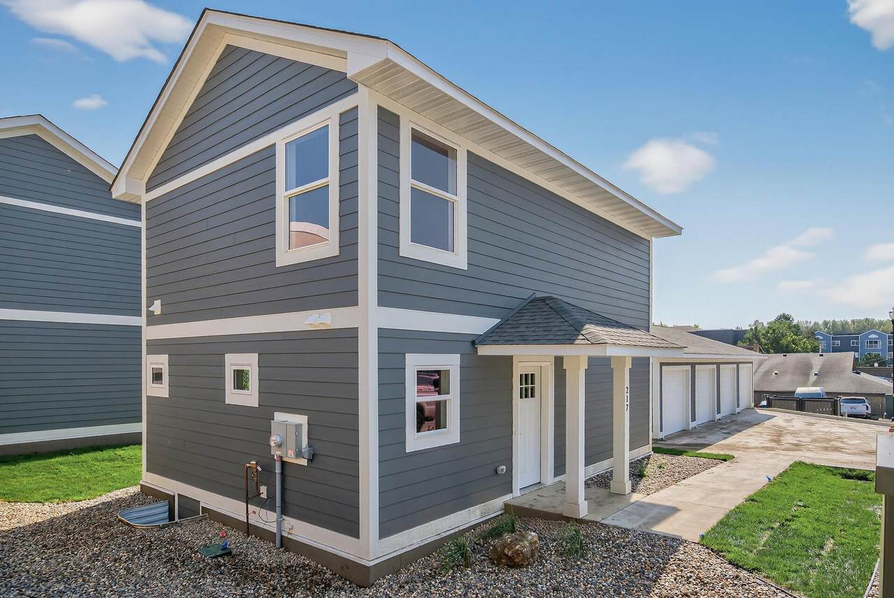 217 Walnut Street - Photo 1